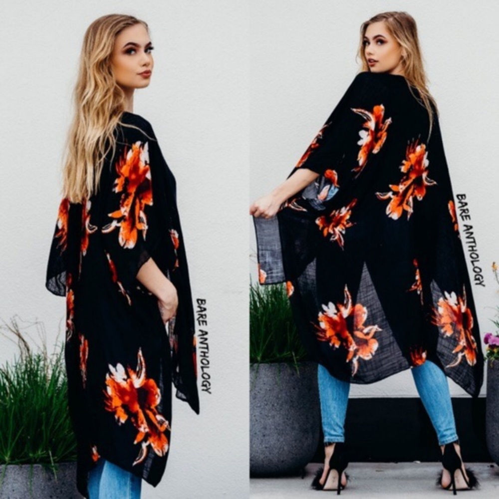 🌻HP🌻Floral Kimono Wrap - Picture 2 of 6